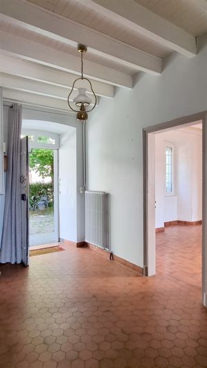 Image No.20-5 Bed House for sale