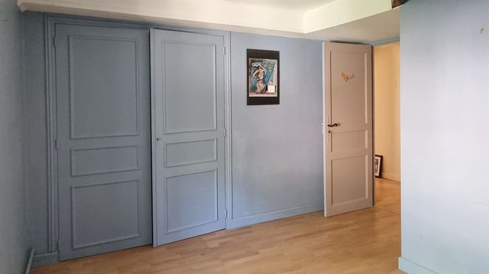 Image No.29-5 Bed House for sale