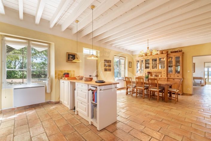 Image No.10-5 Bed House for sale