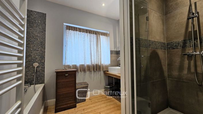 Image No.15-4 Bed House for sale