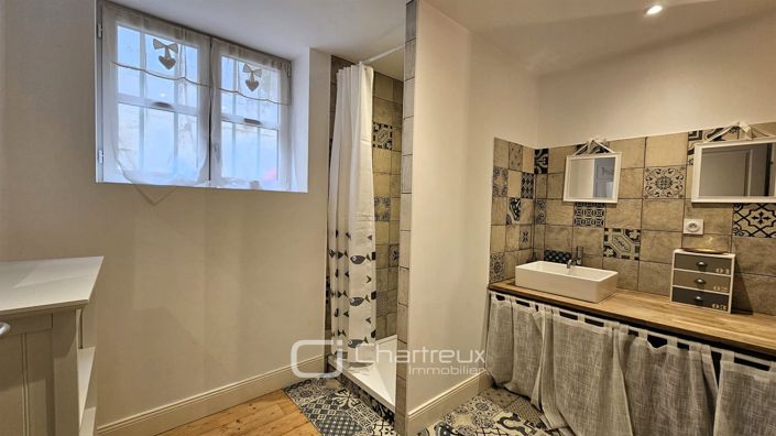 Image No.20-4 Bed House for sale
