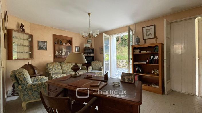 Image No.10-7 Bed House for sale