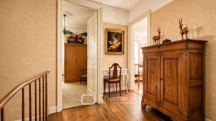 Image No.10-7 Bed House for sale