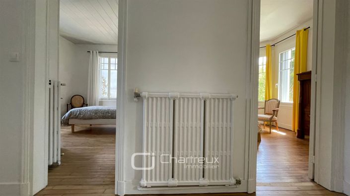 Image No.18-3 Bed House for sale