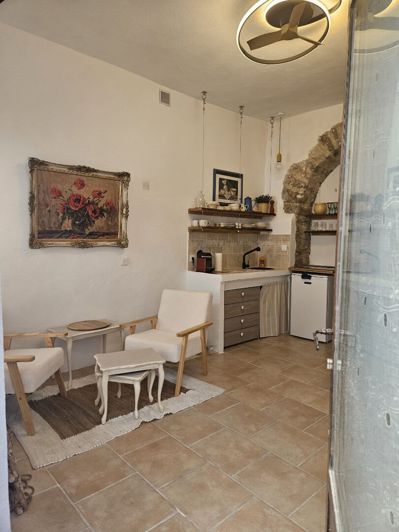 Image No.7-1 Bed House for sale