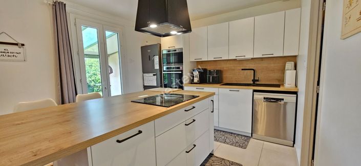 Image No.4-3 Bed House for sale