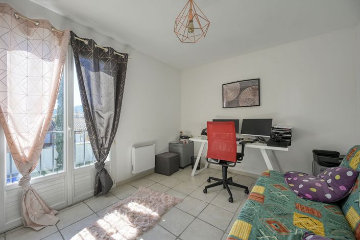Image No.11-4 Bed House for sale