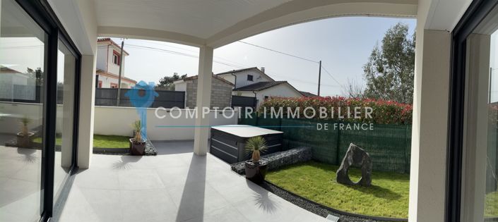 Image No.2-4 Bed House for sale