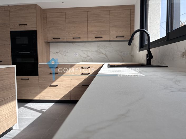 Image No.5-4 Bed House for sale