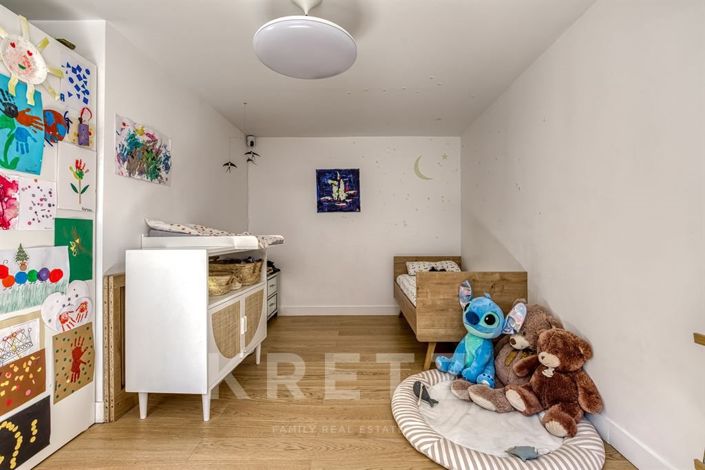 Image No.21-3 Bed House for sale