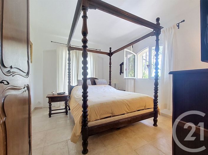 Image No.11-2 Bed House for sale