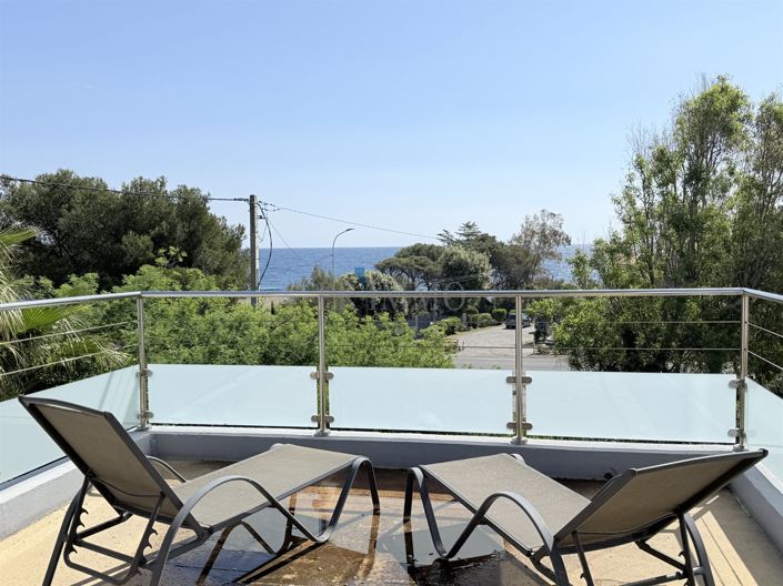 Image No.20-4 Bed House for sale