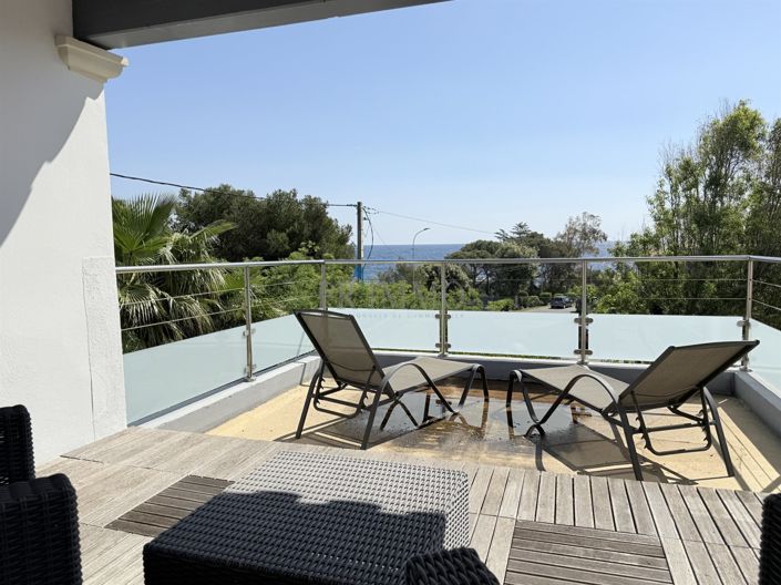 Image No.21-4 Bed House for sale