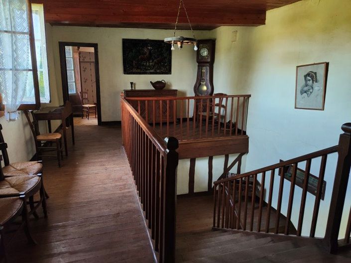 Image No.9-3 Bed House for sale