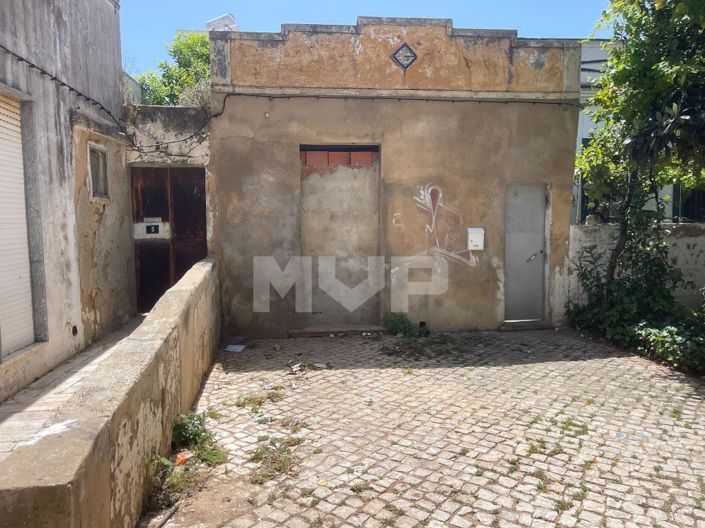 Image No.5-House for sale