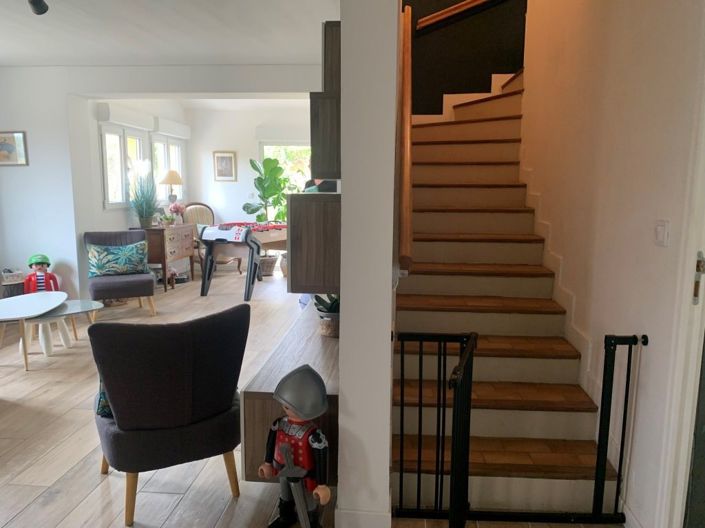 Image No.19-5 Bed House for sale