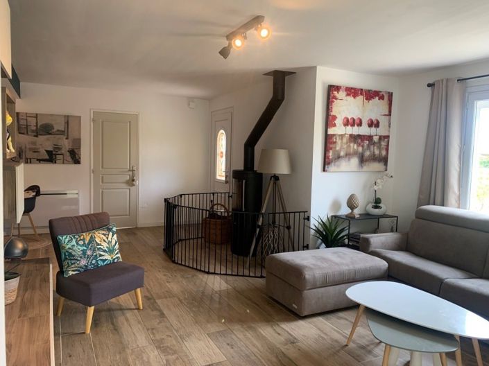 Image No.20-5 Bed House for sale