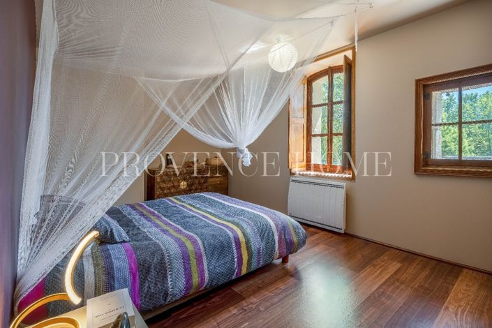 Image No.9-7 Bed House for sale