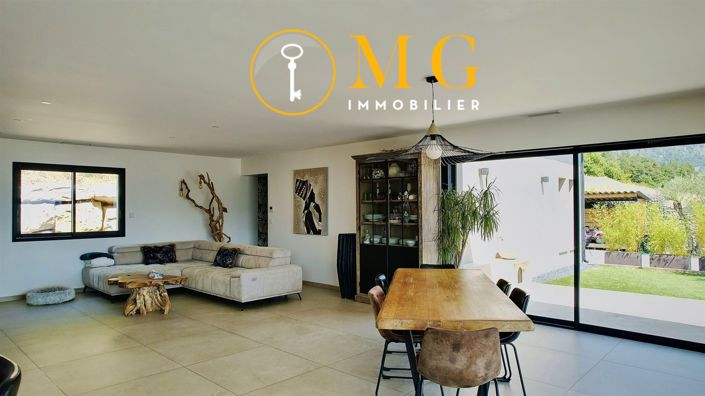 Image No.14-4 Bed House for sale