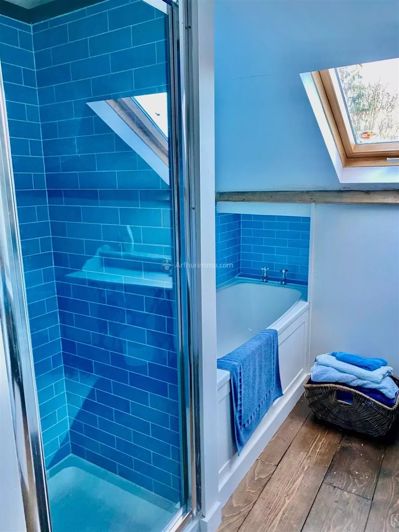 Image No.13-6 Bed House for sale