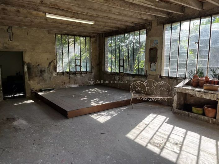 Image No.17-6 Bed House for sale