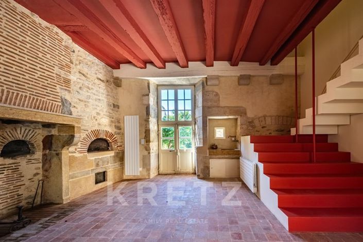 Image No.19-4 Bed House for sale
