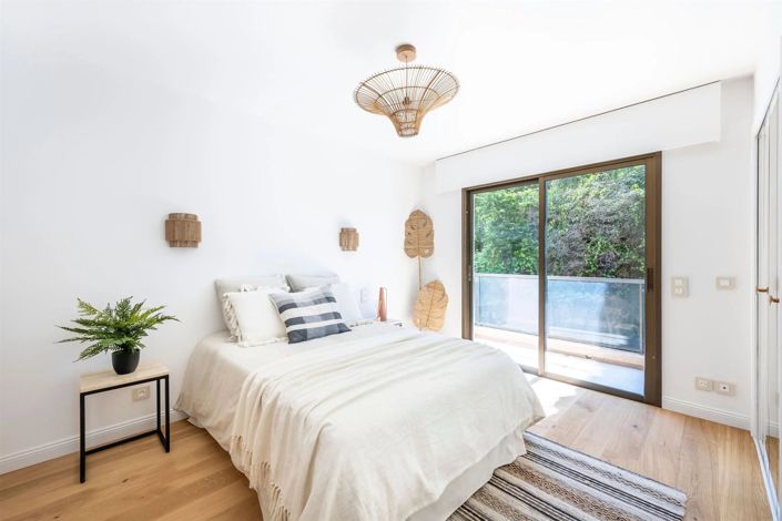 Image No.8-3 Bed Apartment for sale