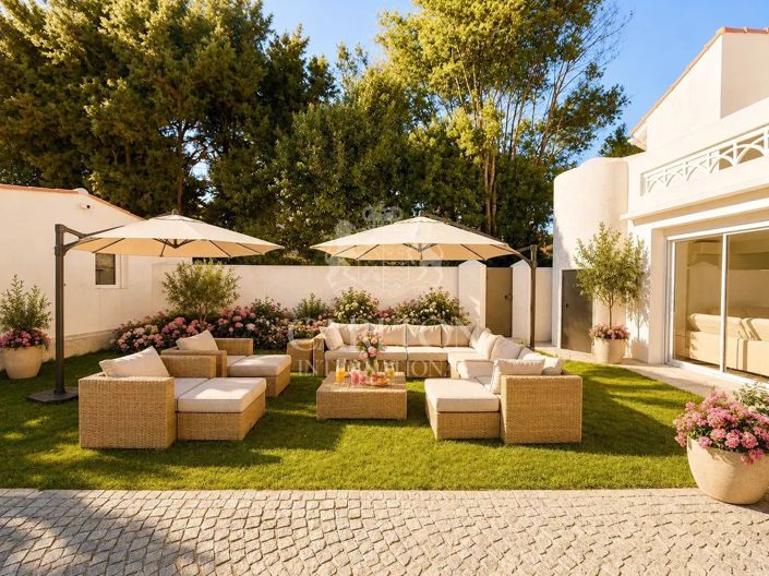 Image No.7-3 Bed House for sale