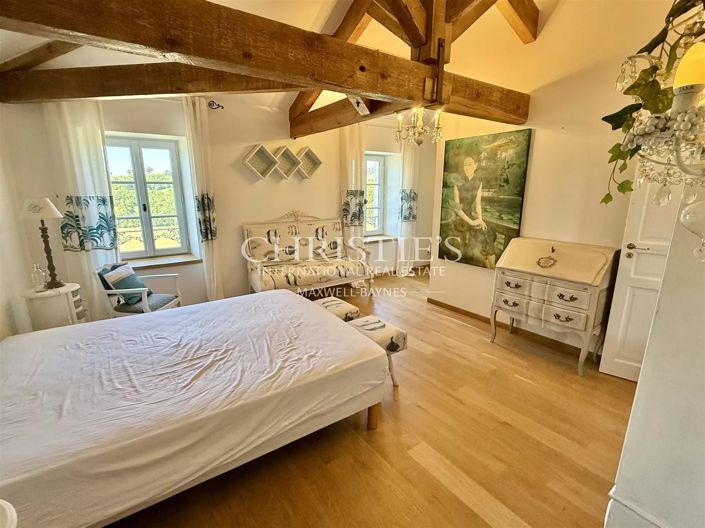 Image No.21-7 Bed House for sale