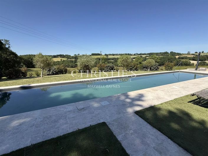 Image No.26-7 Bed House for sale