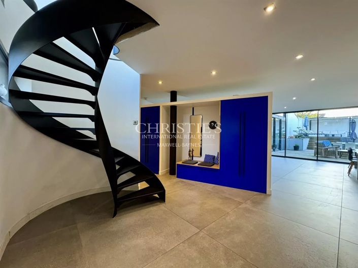 Image No.13-4 Bed House for sale