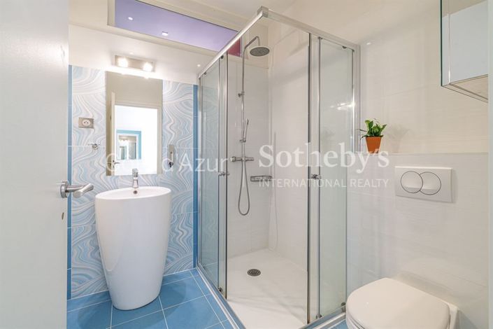 Image No.12-3 Bed Apartment for sale