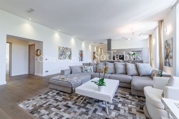 Image No.7-3 Bed Apartment for sale