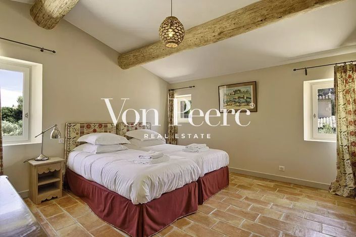 Image No.12-3 Bed House for sale
