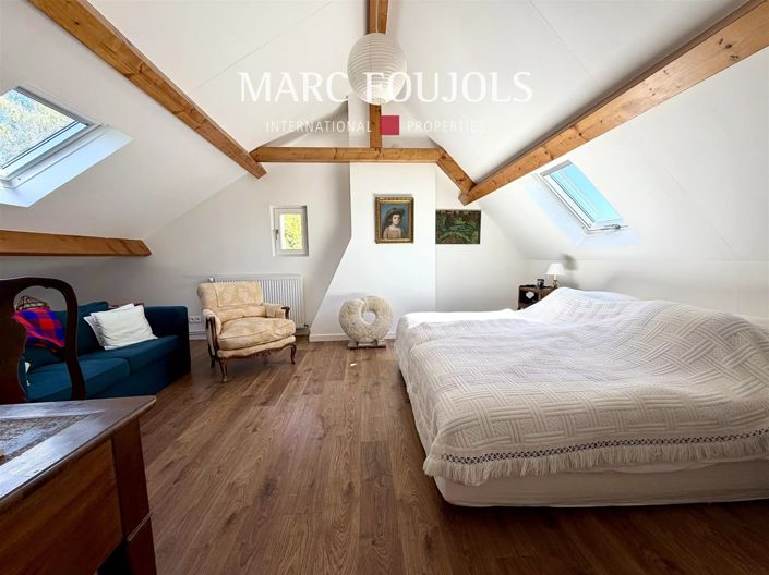 Image No.17-4 Bed House for sale