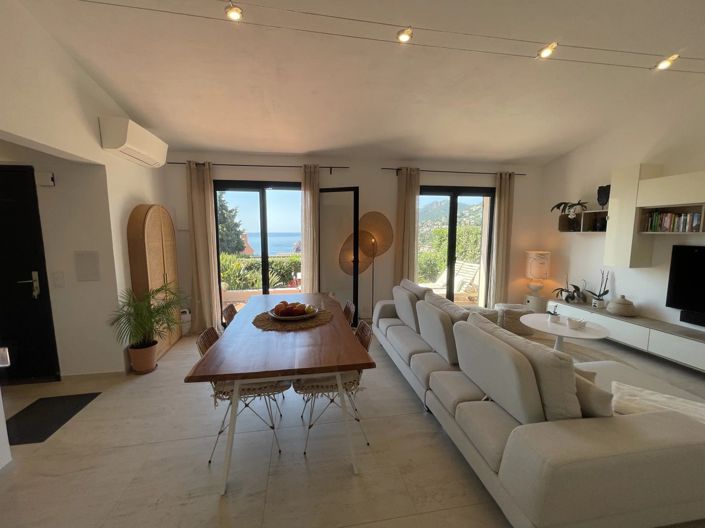 Image No.6-2 Bed House for sale
