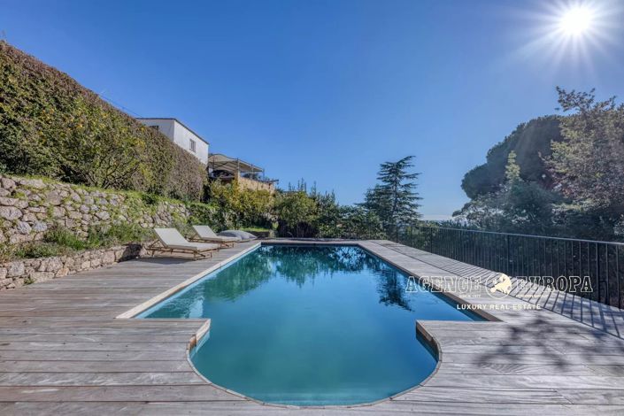 Image No.24-4 Bed House for sale