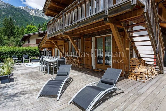 Image No.3-4 Bed House for sale