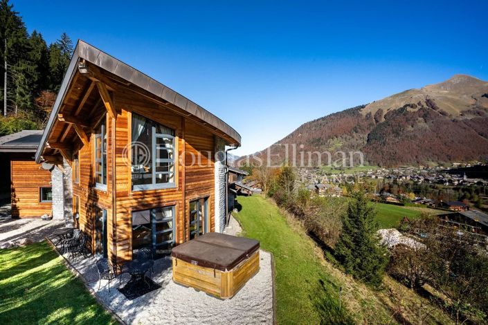 Image No.18-4 Bed House for sale