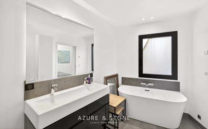 Image No.19-4 Bed House for sale