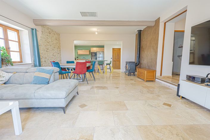 Image No.15-4 Bed House for sale