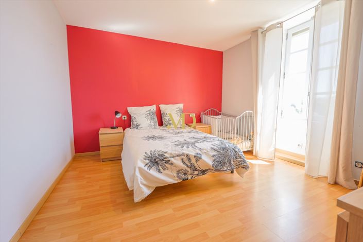 Image No.26-4 Bed House for sale