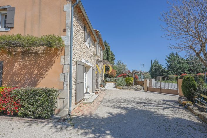 Image No.6-4 Bed House for sale