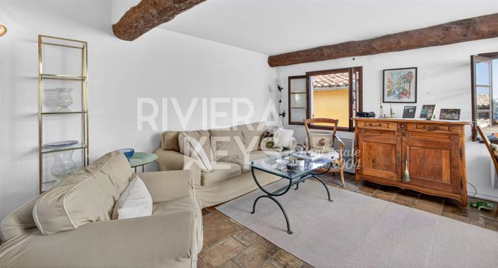 Image No.8-2 Bed House for sale
