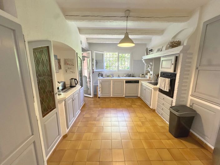 Image No.7-4 Bed House for sale