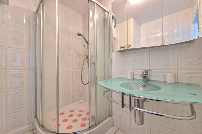 Image No.11-2 Bed Apartment for sale