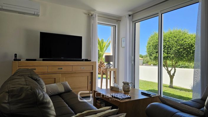 Image No.7-3 Bed House for sale