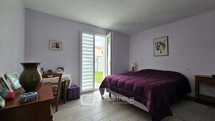Image No.8-3 Bed House for sale