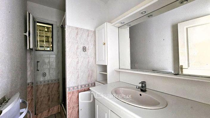 Image No.13-4 Bed House for sale