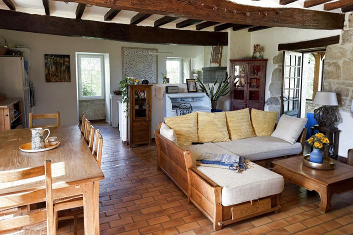 Image No.10-3 Bed House for sale